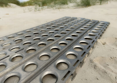 Sand plates and air landing plates made of aluminum